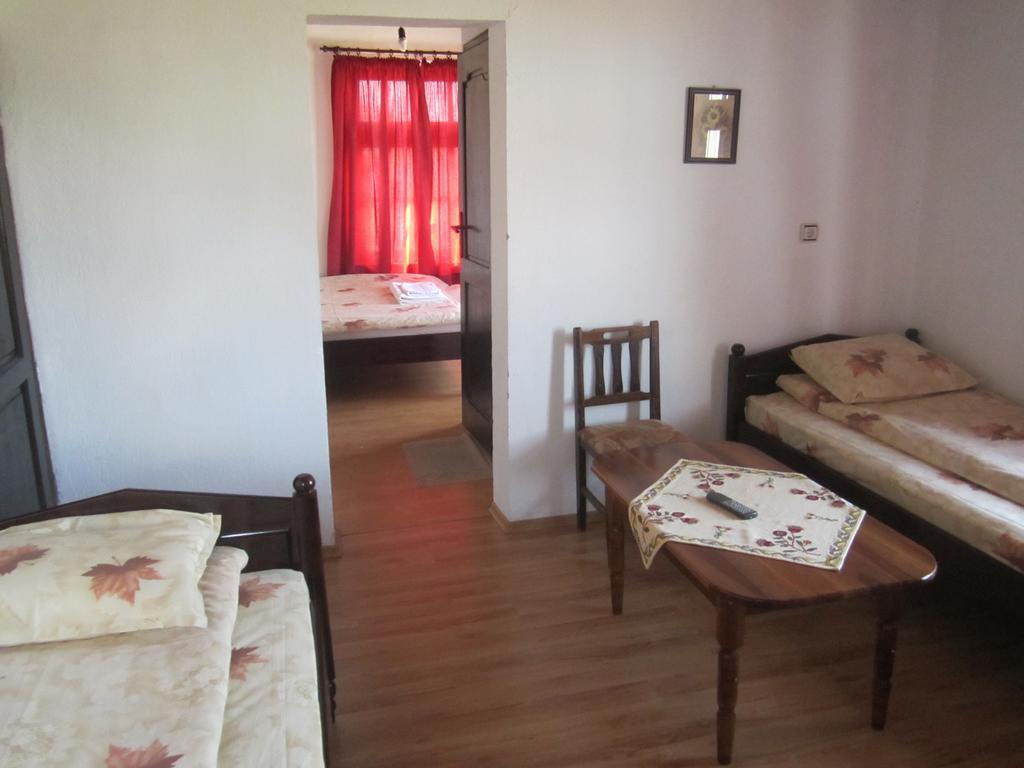 Guest House Popov Marchevo Экстерьер фото